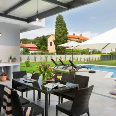 Apartment Villa Maretta Pula